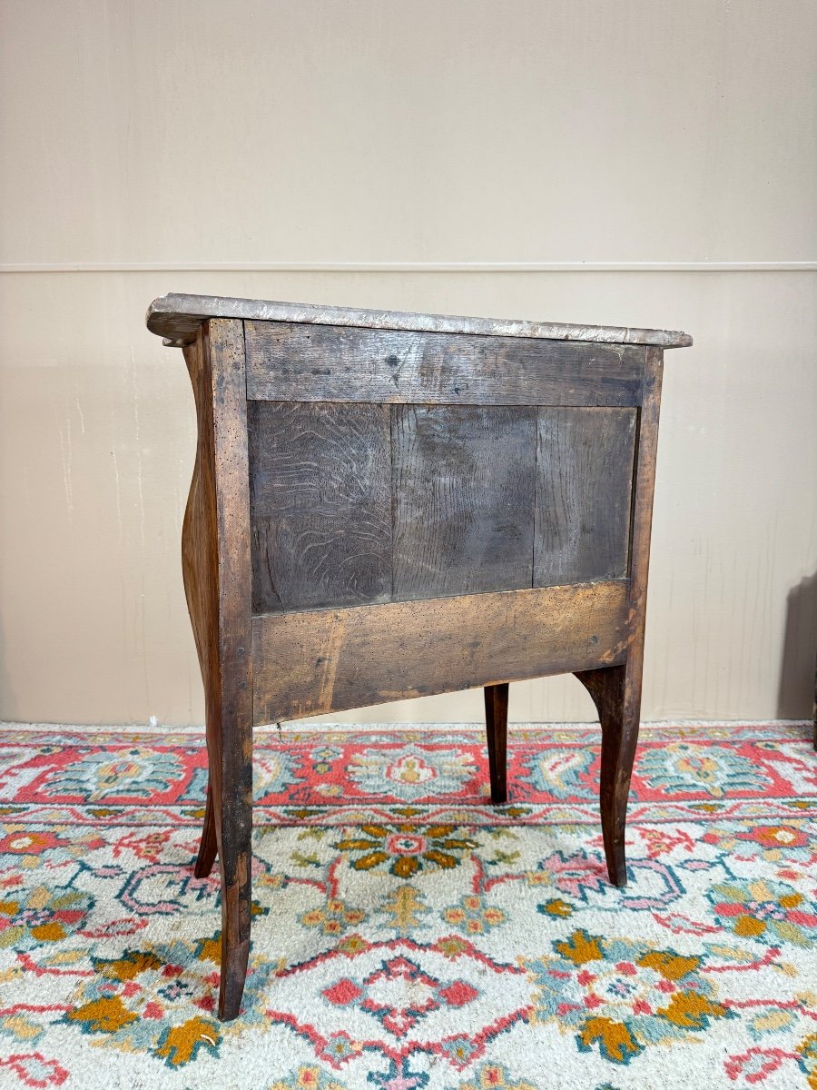 Louis XV Period 18th Century Curved Marquetry Chest Of Drawers -photo-5