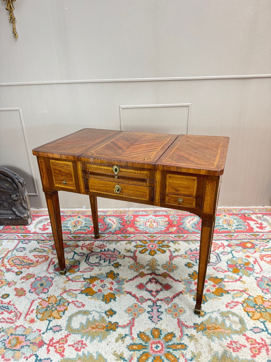 Louis XVI Period Marquetry Dressing Table, 18th Century -photo-2