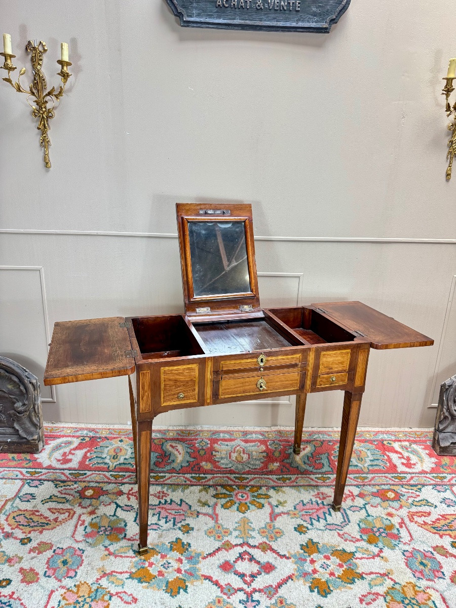 Louis XVI Period Marquetry Dressing Table, 18th Century -photo-4