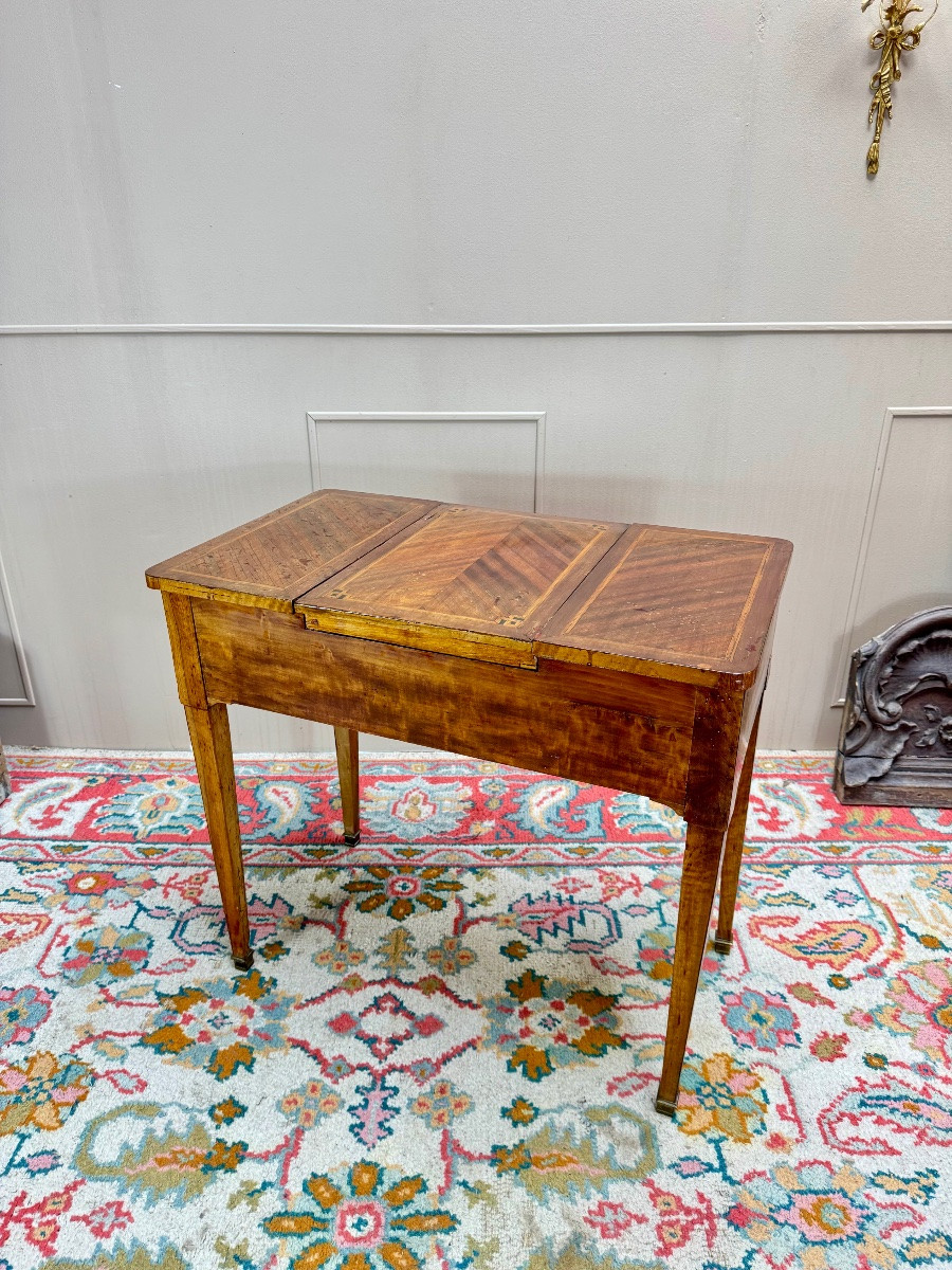 Louis XVI Period Marquetry Dressing Table, 18th Century -photo-5