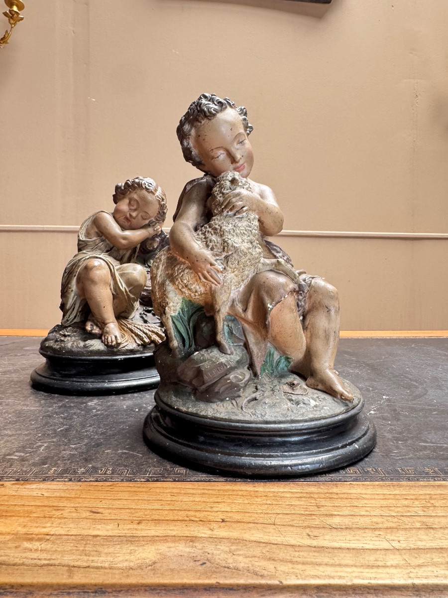 Deux sujets en plâtre polychrome. Jean-Baptiste et Jésus.  Epoque Napoléon III XIX eme siècle 