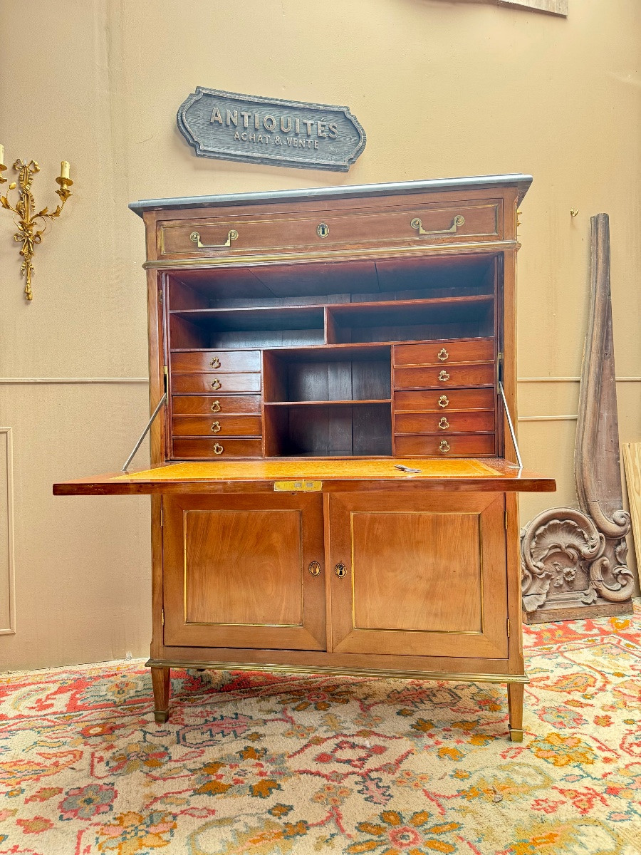 Lebrund Jean-Baptiste Secrétaire en acajou d’époque Louis XVI estampillé XVIII eme siècle -photo-1