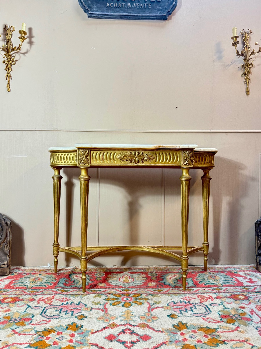 Console en bois doré de style Louis XVI 