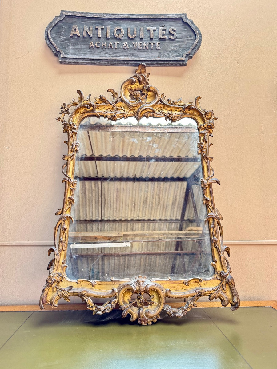Louis XV Period Wooden And Gilded Stucco Mirror, 18th Century 