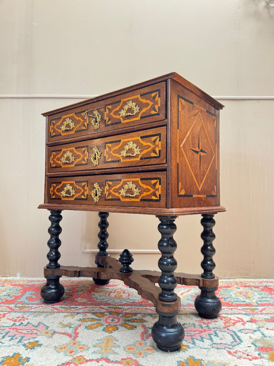 Cabinet sur piètement en chêne d’époque Louis XIV XVII eme siècle -photo-5