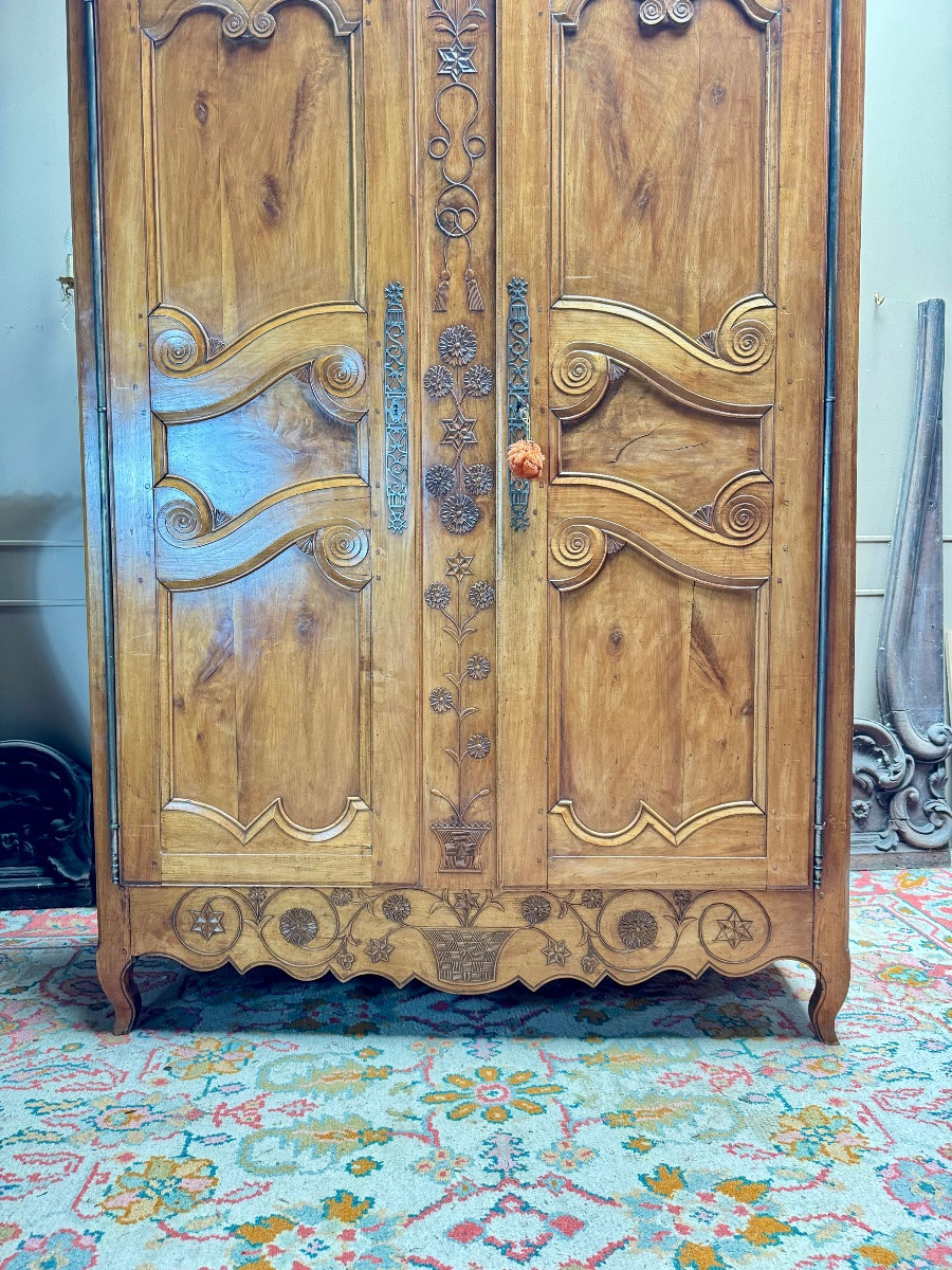 Armoire en noyer travail régional d’époque Louis XV XVIII eme siècle -photo-2