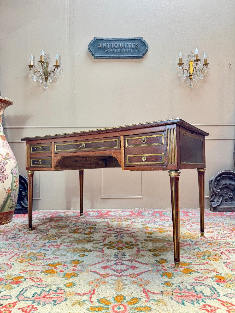 Bureau plat en acajou moucheté de style Louis XVI XIX eme siècle -photo-5