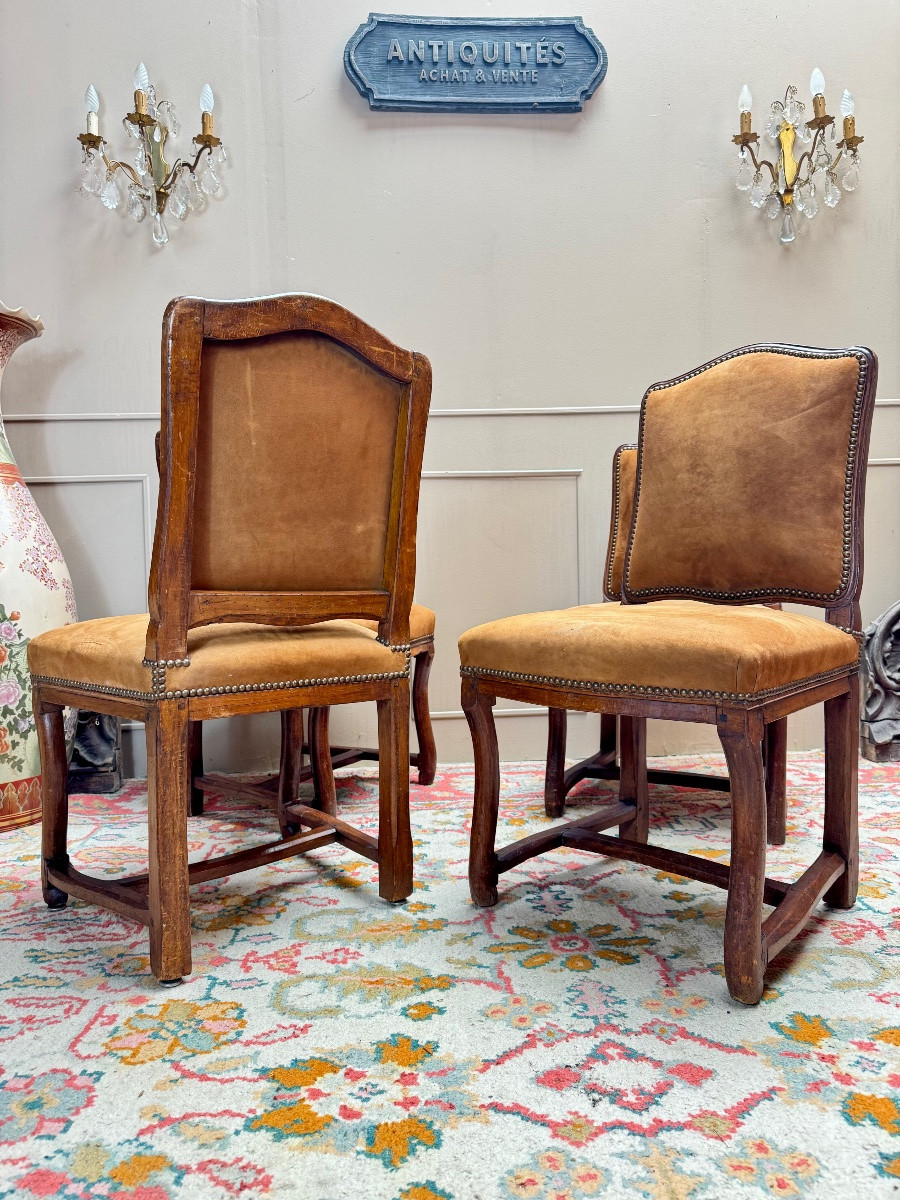 AVISSE Jean Suite de quatre chaises en noyer XVIII eme siècle -photo-4