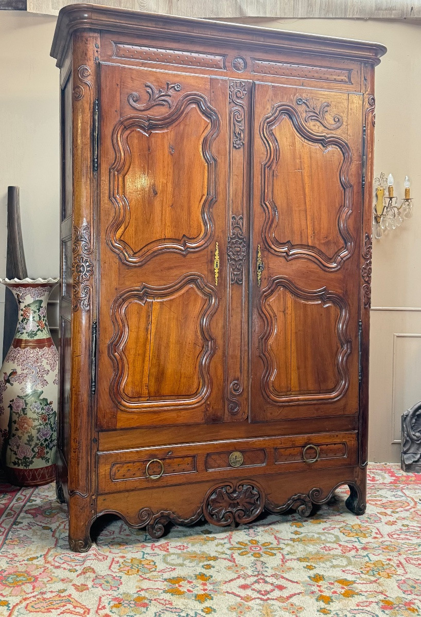 17th Century Provençal Walnut Cabinet, Regency Period -photo-2
