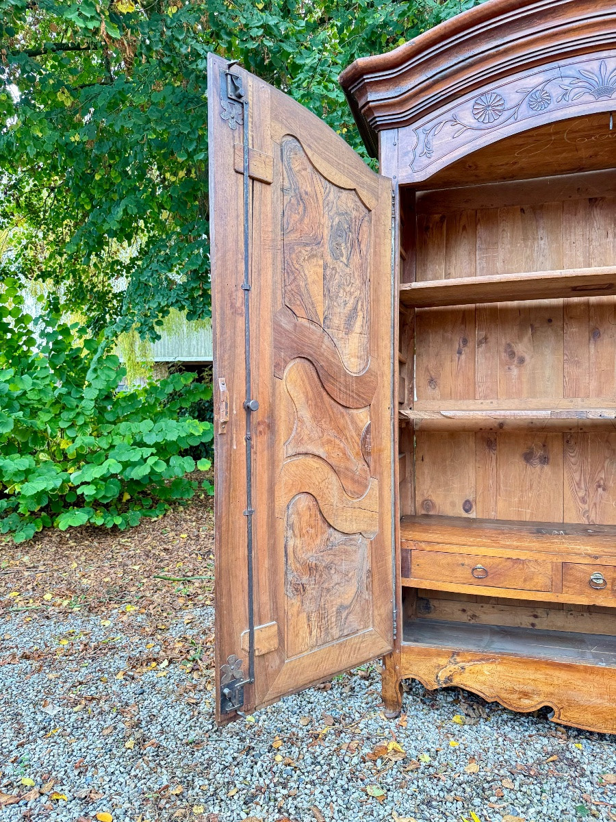 Grande Armoire de château à chapeau de gendarme En Noyer D’époque Louis XV XVIII Eme Siecle-photo-4