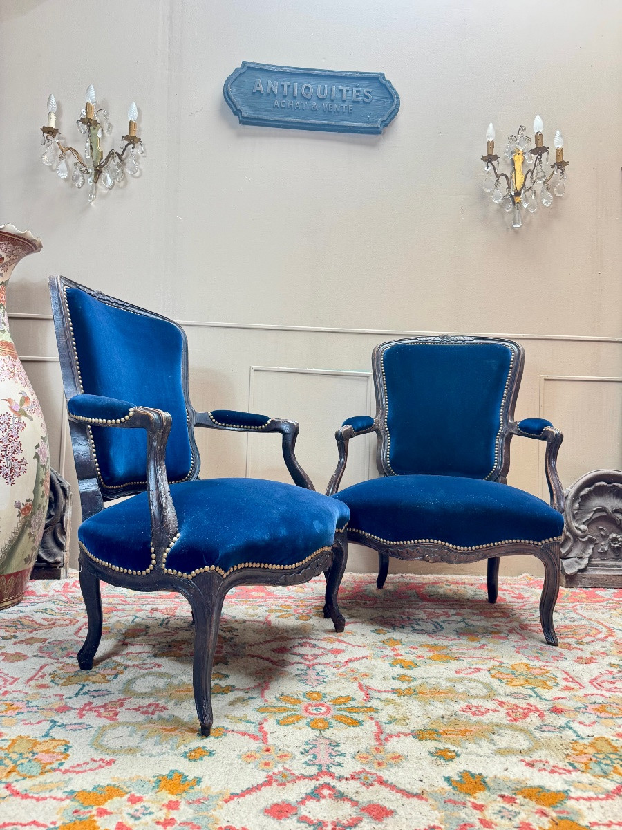 Pair Of Louis XV Period Cabriolet Armchairs, 18th Century -photo-2
