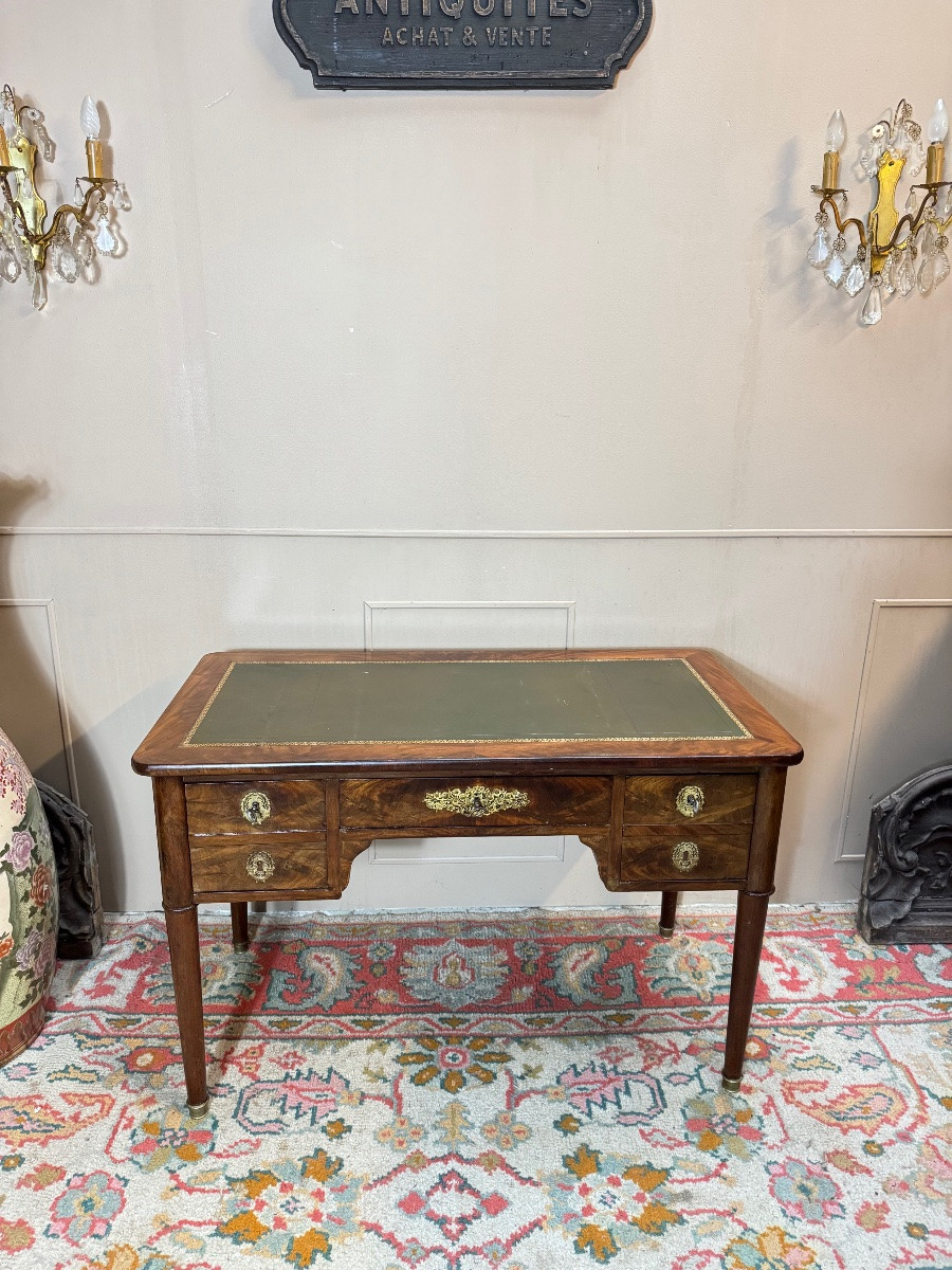 Flat Desk In Flame Mahogany From The Directoire Period, 19th Century -photo-1