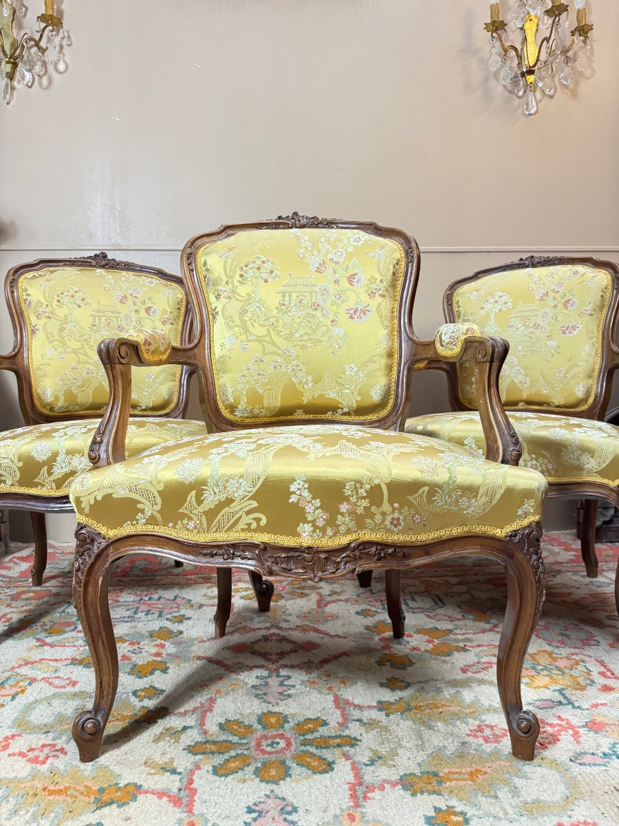 Mercier Brothers Set Of Three Louis 19th-century Style Walnut Armchairs -photo-1