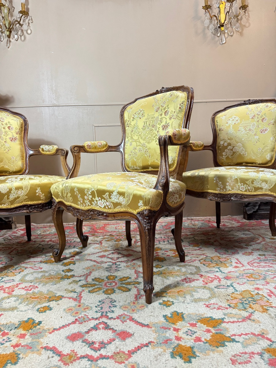 Mercier Brothers Set Of Three Louis 19th-century Style Walnut Armchairs -photo-2