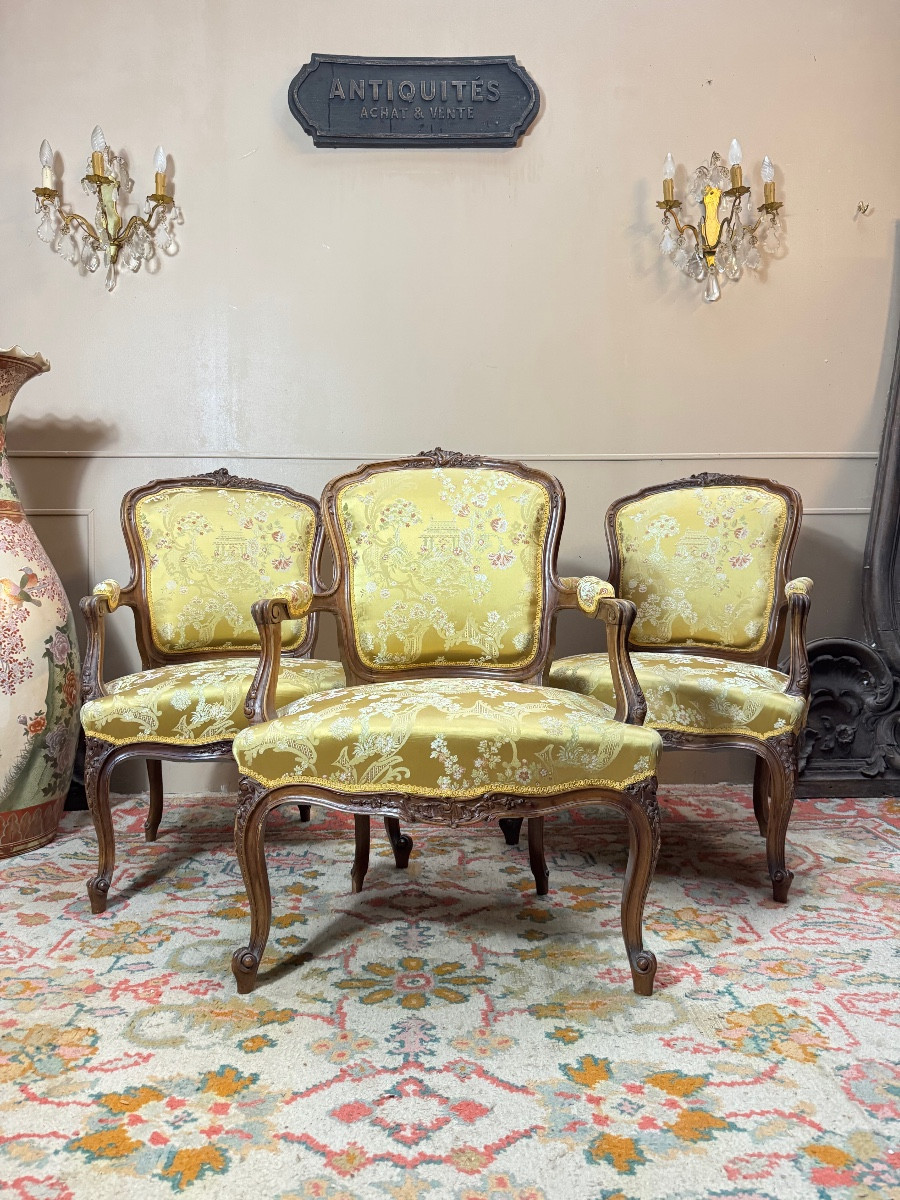 Mercier Brothers Set Of Three Louis 19th-century Style Walnut Armchairs 