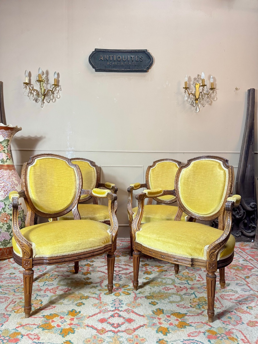 Set Of Four Louis XVI Style Armchairs In Natural Wood, 19th Century -photo-2