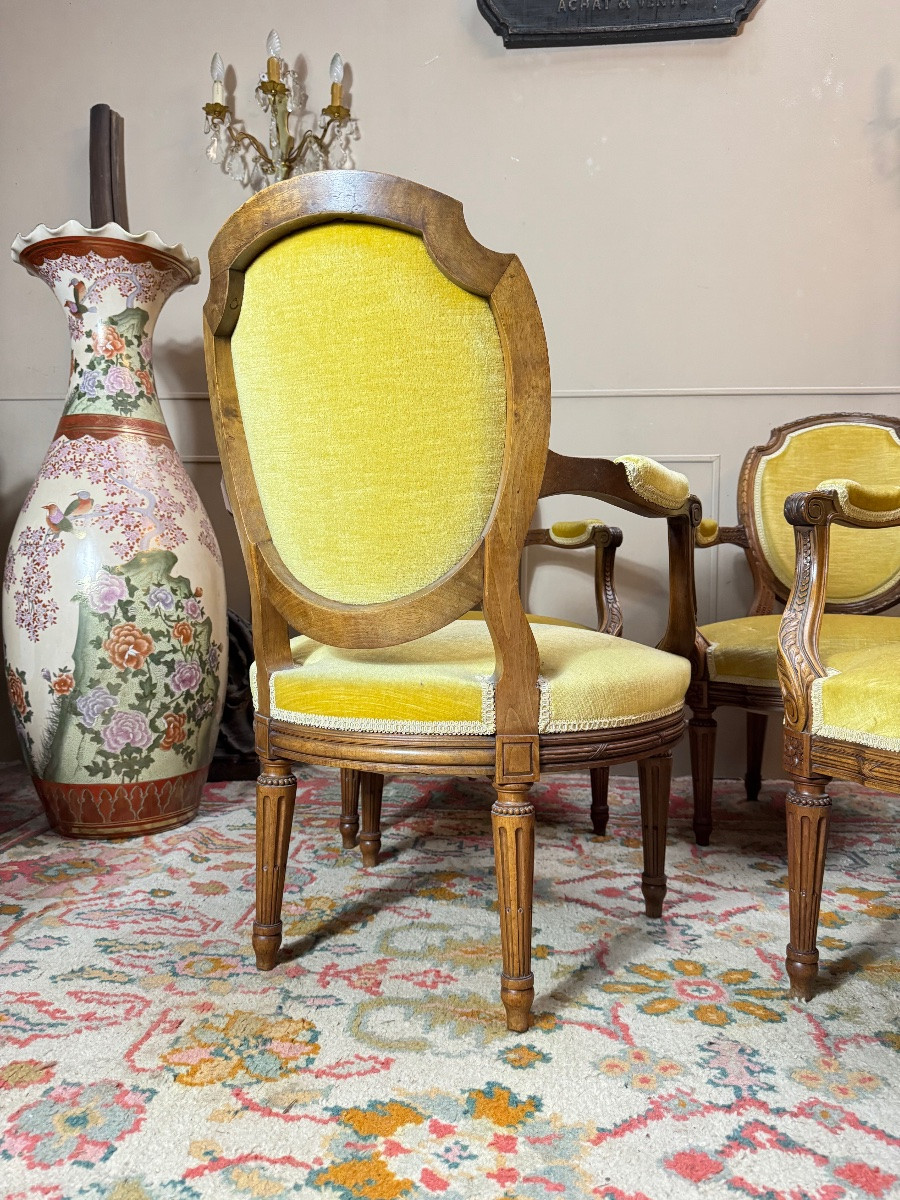 Set Of Four Louis XVI Style Armchairs In Natural Wood, 19th Century -photo-4