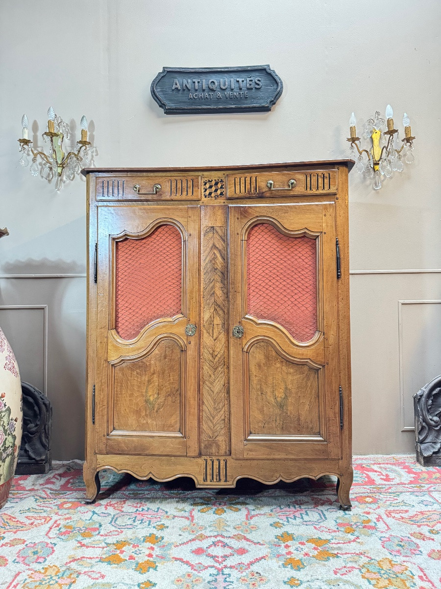 Louis XV Period Walnut Cabinet, 18th Century -photo-2