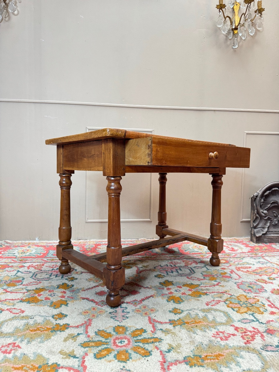 Table à écrire en merisier d’époque Louis XIII XVIII eme siècle -photo-4