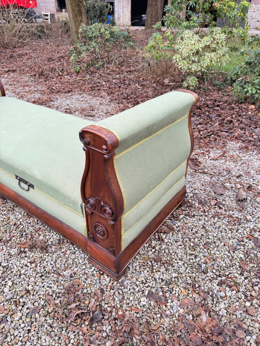 Bench, Daybed Forming A Chest In Mahogany From The 19th-century Restoration Period -photo-4