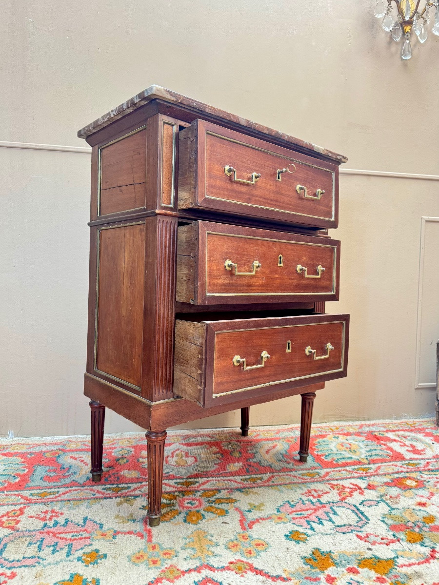 Mahogany Chest Of Drawers From The Louis XVI 18th Century -photo-4