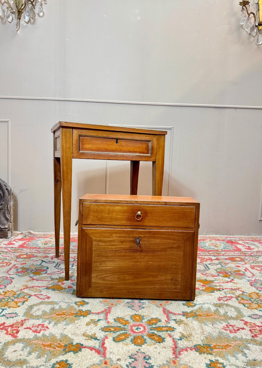 Louis XVI Period Mahogany Traveling Secretary, 18th Century 