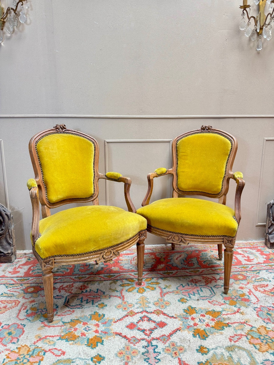Pair Of Cabriolet Armchairs From The 18th Century Transition Period-photo-3