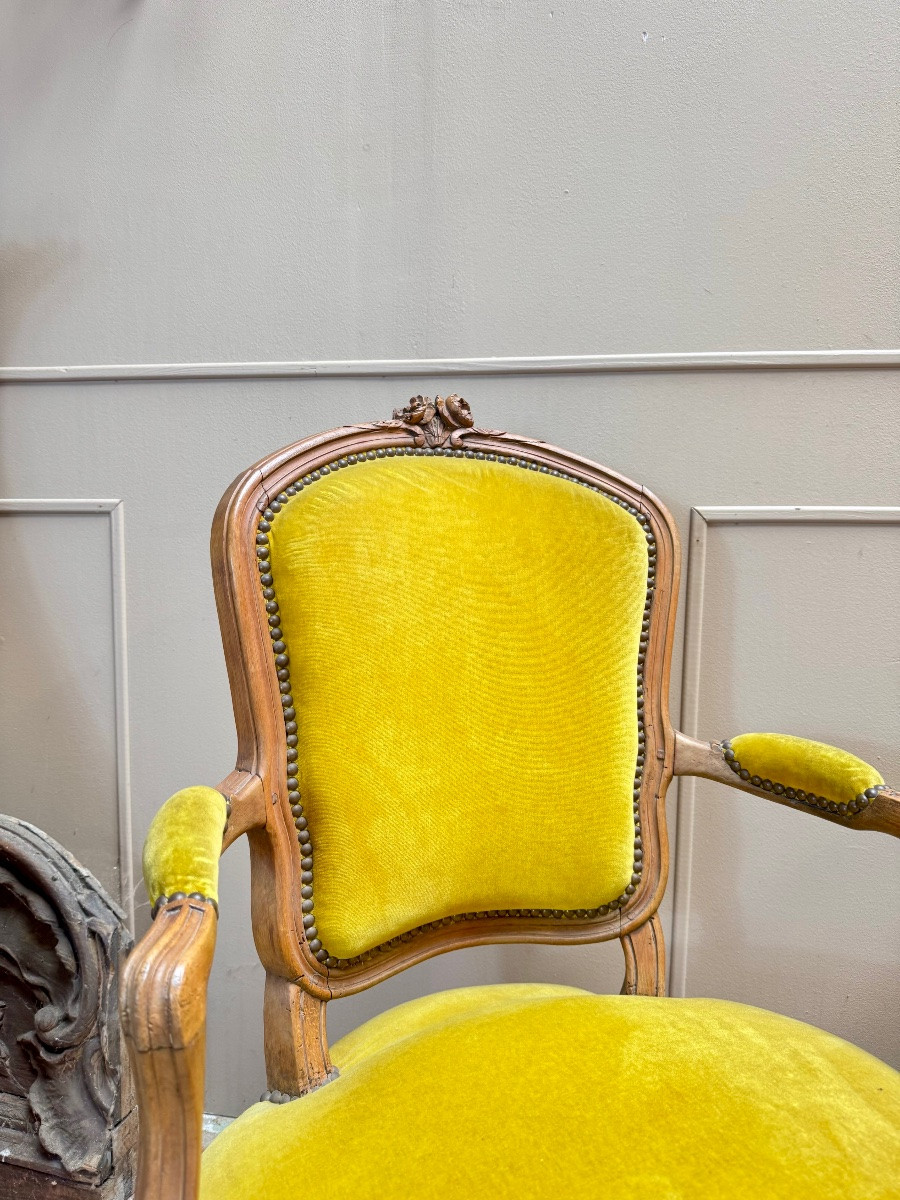 Pair Of Cabriolet Armchairs From The 18th Century Transition Period-photo-2