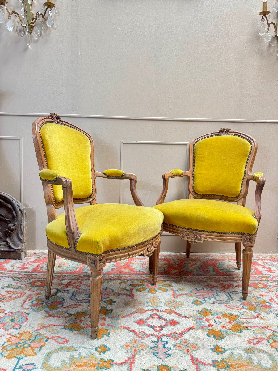 Pair Of Cabriolet Armchairs From The 18th Century Transition Period-photo-3