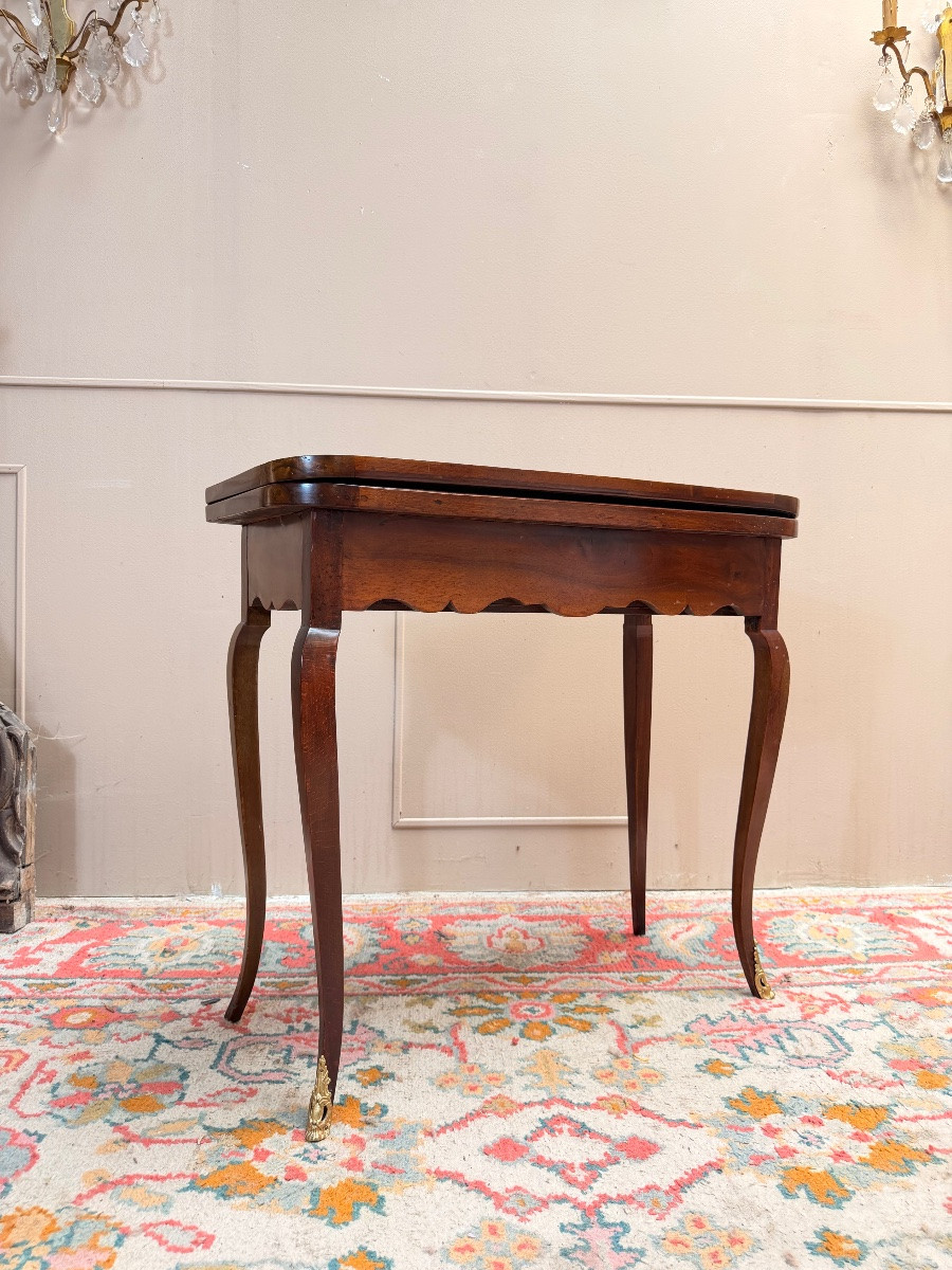 Table à jeux en noyer et bois indigènes d’époque Louis XV XVIII eme siècle -photo-2