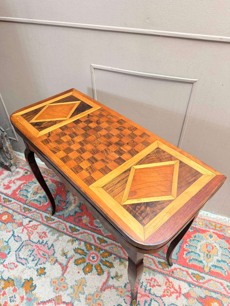 Table à jeux en noyer et bois indigènes d’époque Louis XV XVIII eme siècle -photo-1