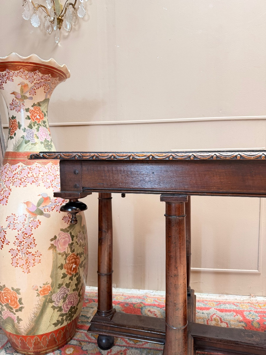 Lorraine Cross Renaissance Table In Walnut 18th Century-photo-6