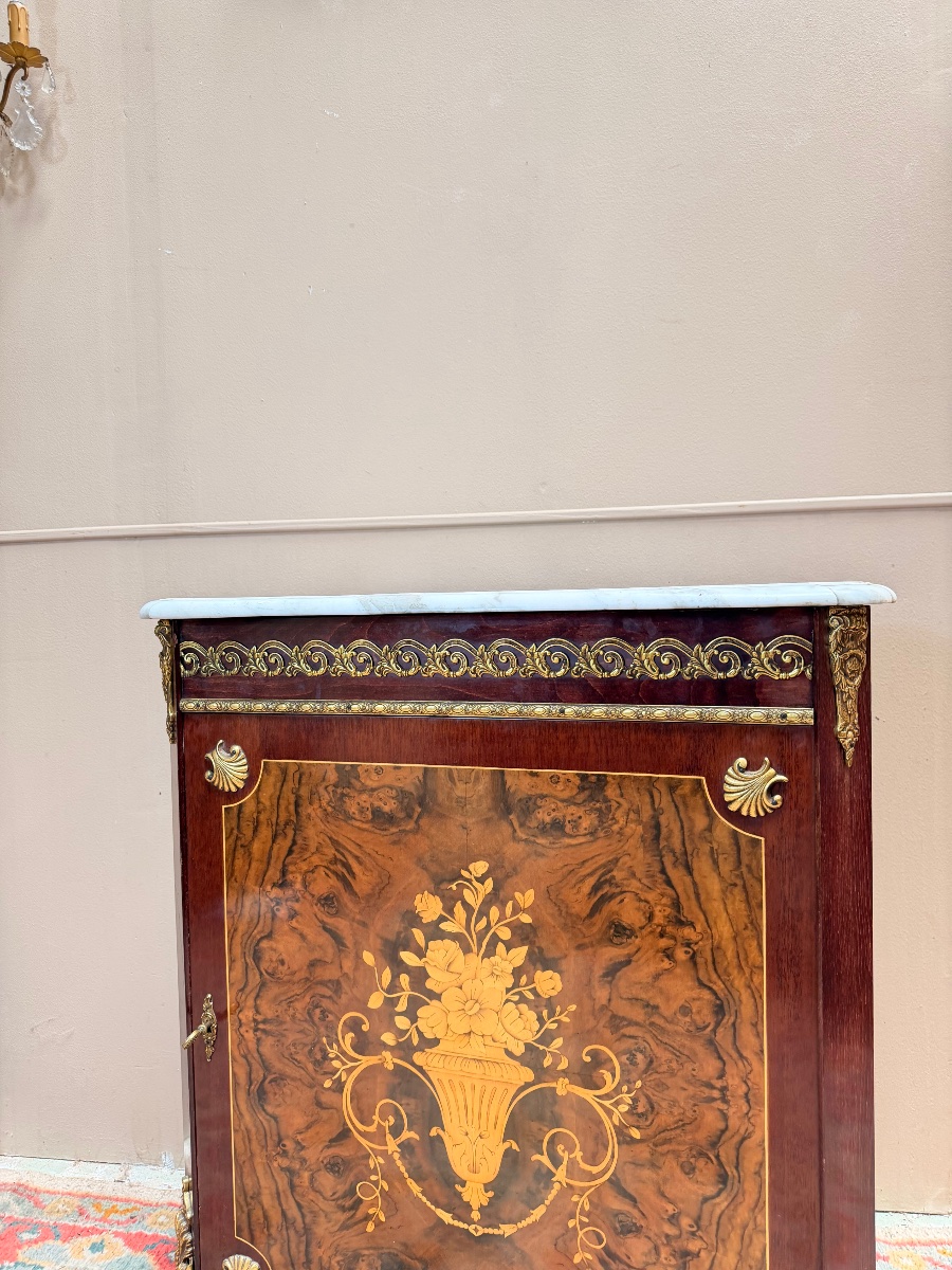 Meuble à hauteur d’appui en marqueterie de style Napoléon III -photo-1