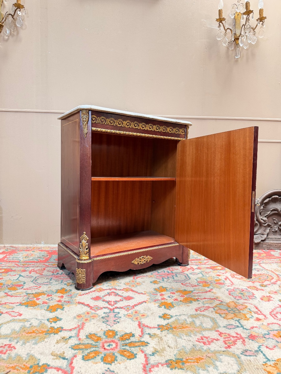 Meuble à hauteur d’appui en marqueterie de style Napoléon III -photo-4