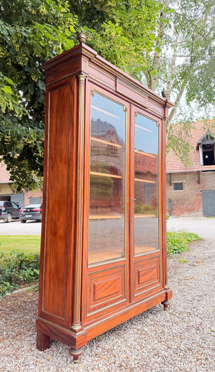 19th-century Louis XVI-style Mahogany Bookcase -photo-2
