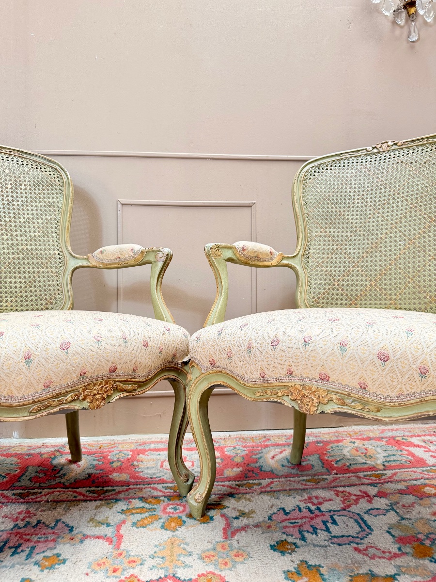 Paire de fauteuils en bois laqué de style Louis XV XIX eme siècle -photo-1