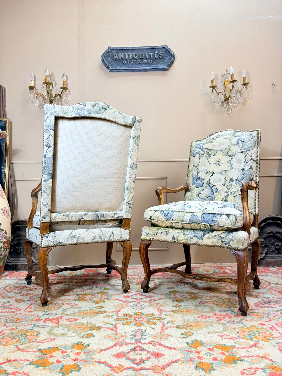 Pair Of 18th-century Louis XV-style Walnut Armchairs -photo-5