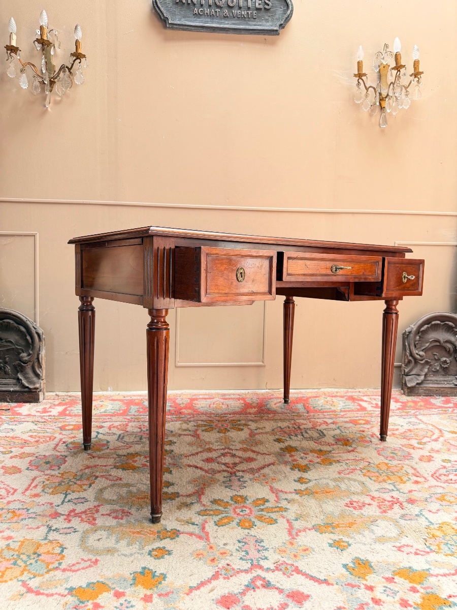 Flat Mahogany Desk In The Louis XVI Style-photo-4