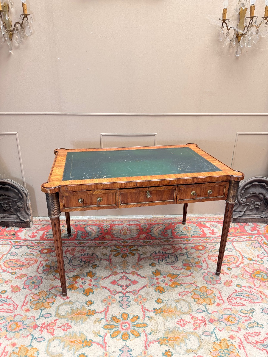 19th-century Louis XVI-style Flat Mahogany Desk 