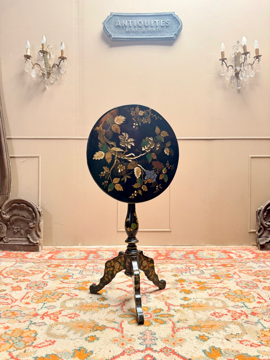 Napoleon III-era Lacquered Wooden Tripod Side Table, 19th Century 