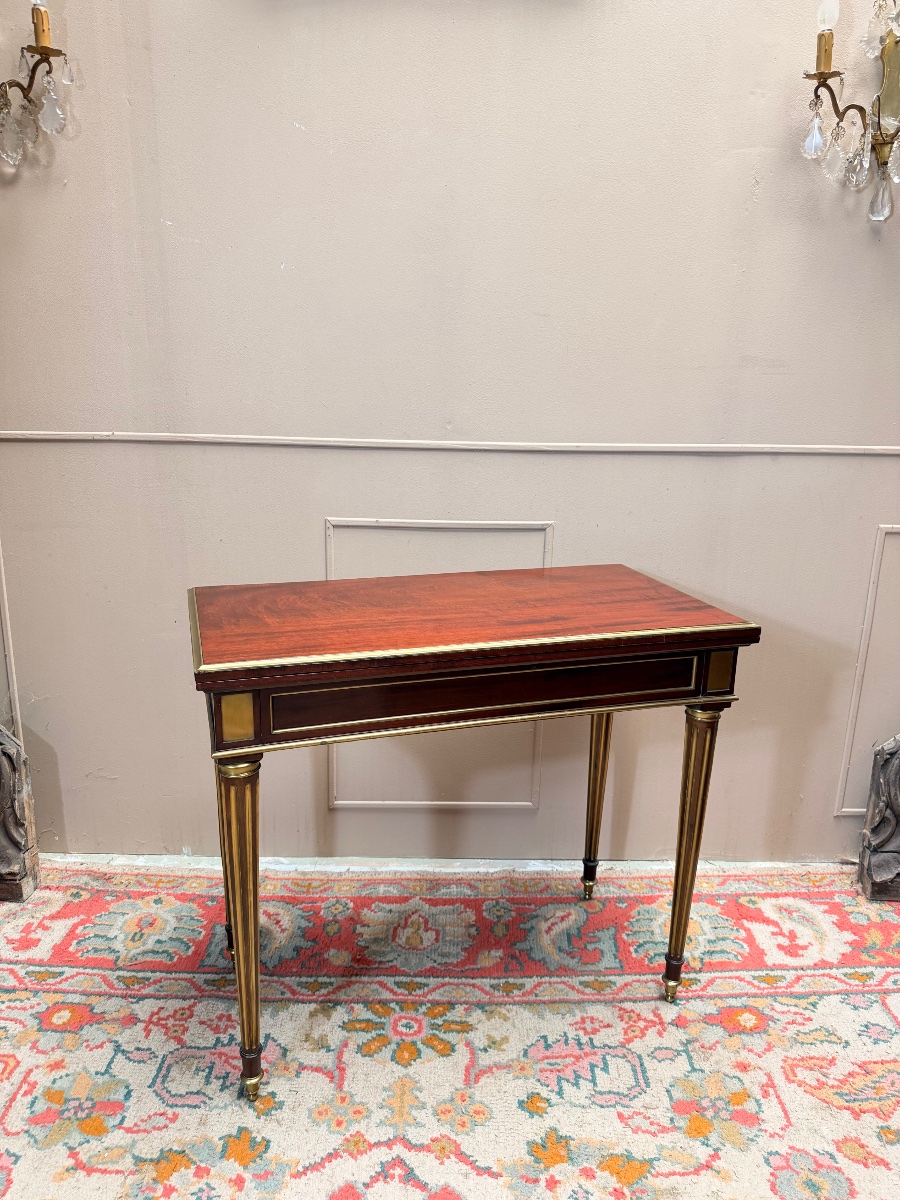 19th-century Louis XVI-style Mahogany Game Table -photo-3