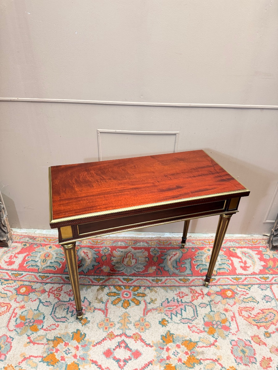 19th-century Louis XVI-style Mahogany Game Table -photo-5