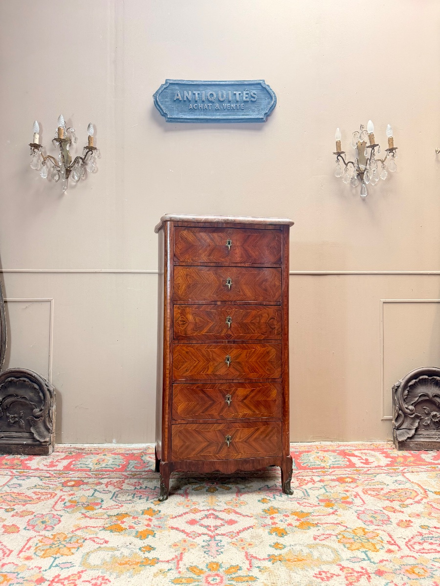 19th-century Louis XV-style Chest Of Drawers With Marquetry 