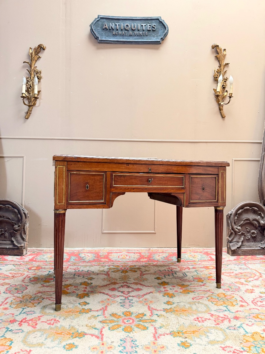 18th-century Louis XVI-style Mahogany Dressing Table -photo-2