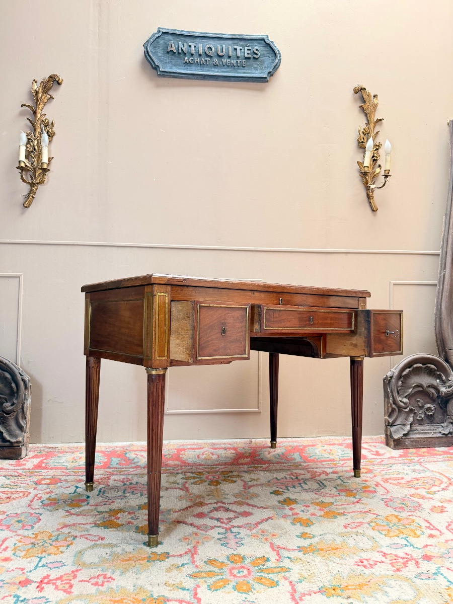 18th-century Louis XVI-style Mahogany Dressing Table -photo-4