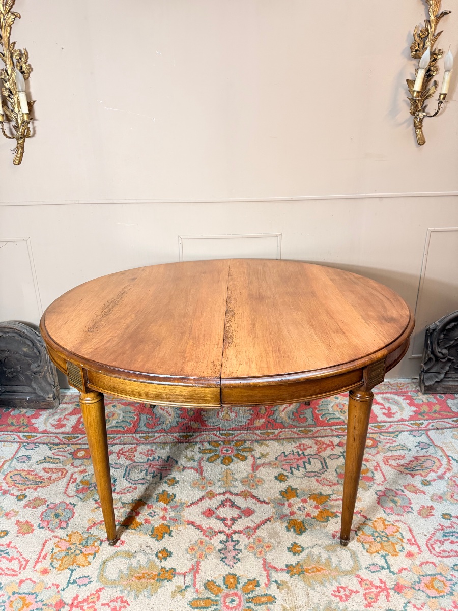 19th-century Louis XVI-style Walnut Dining Table -photo-1