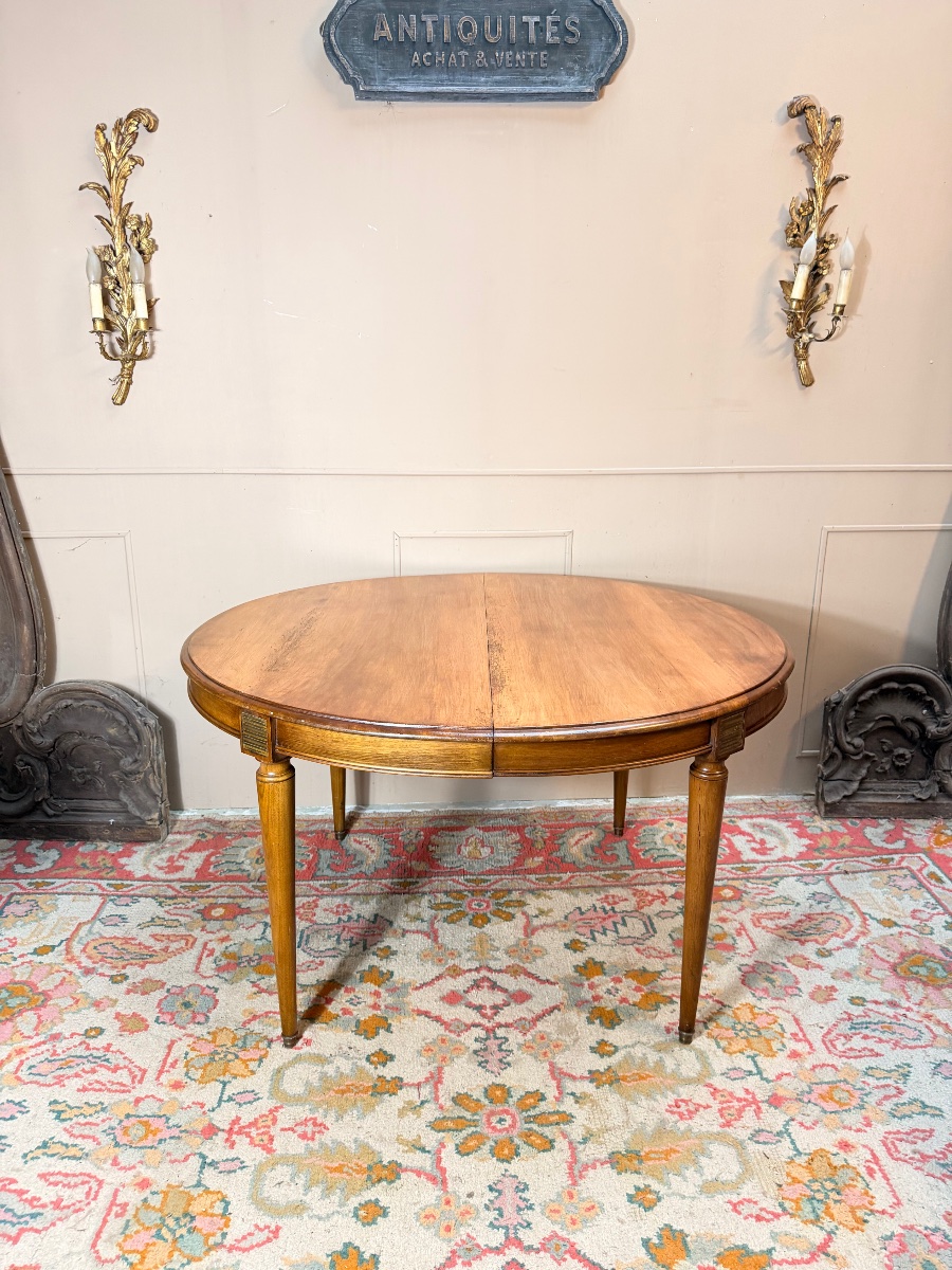 19th-century Louis XVI-style Walnut Dining Table -photo-2