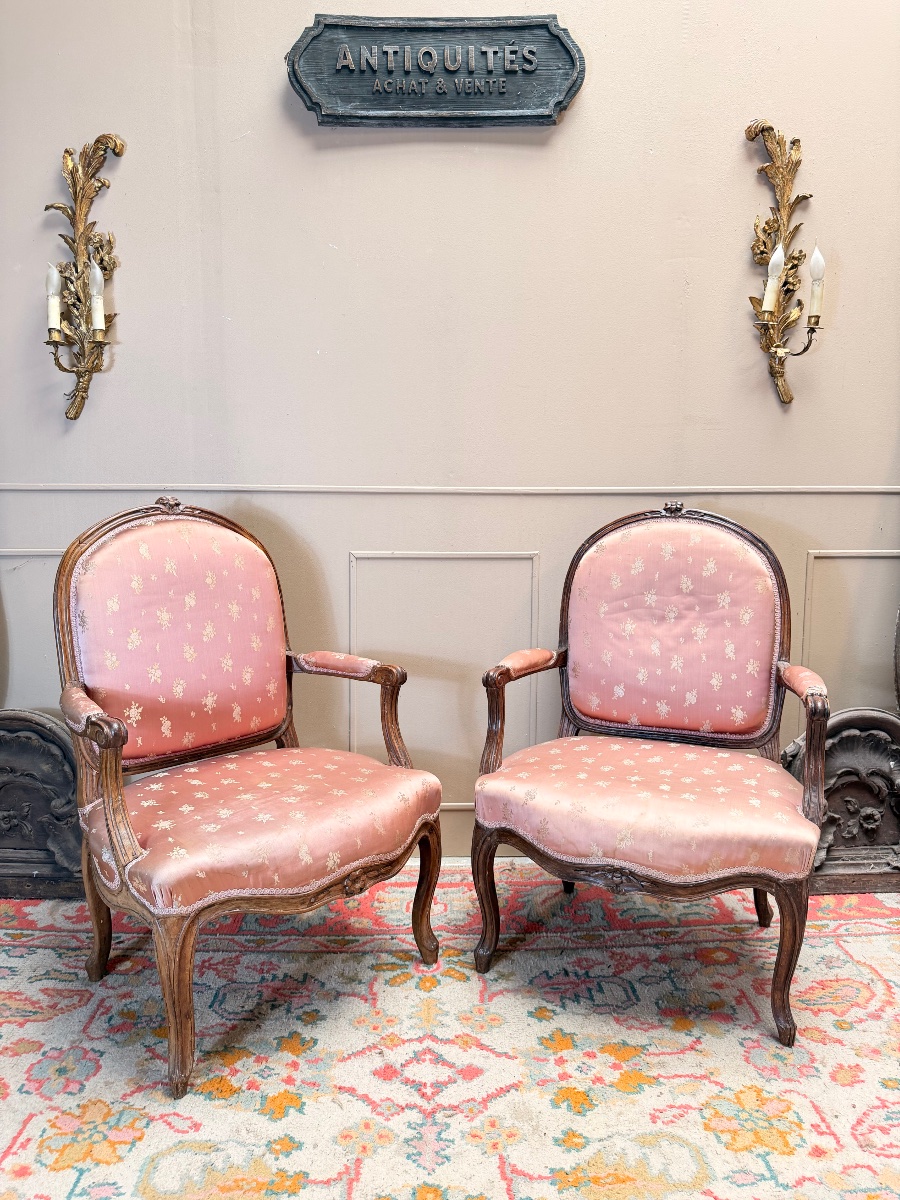 Nadal Jean-rené Pair Of Walnut Armchairs, Louis XV Style, 18th Century -photo-1