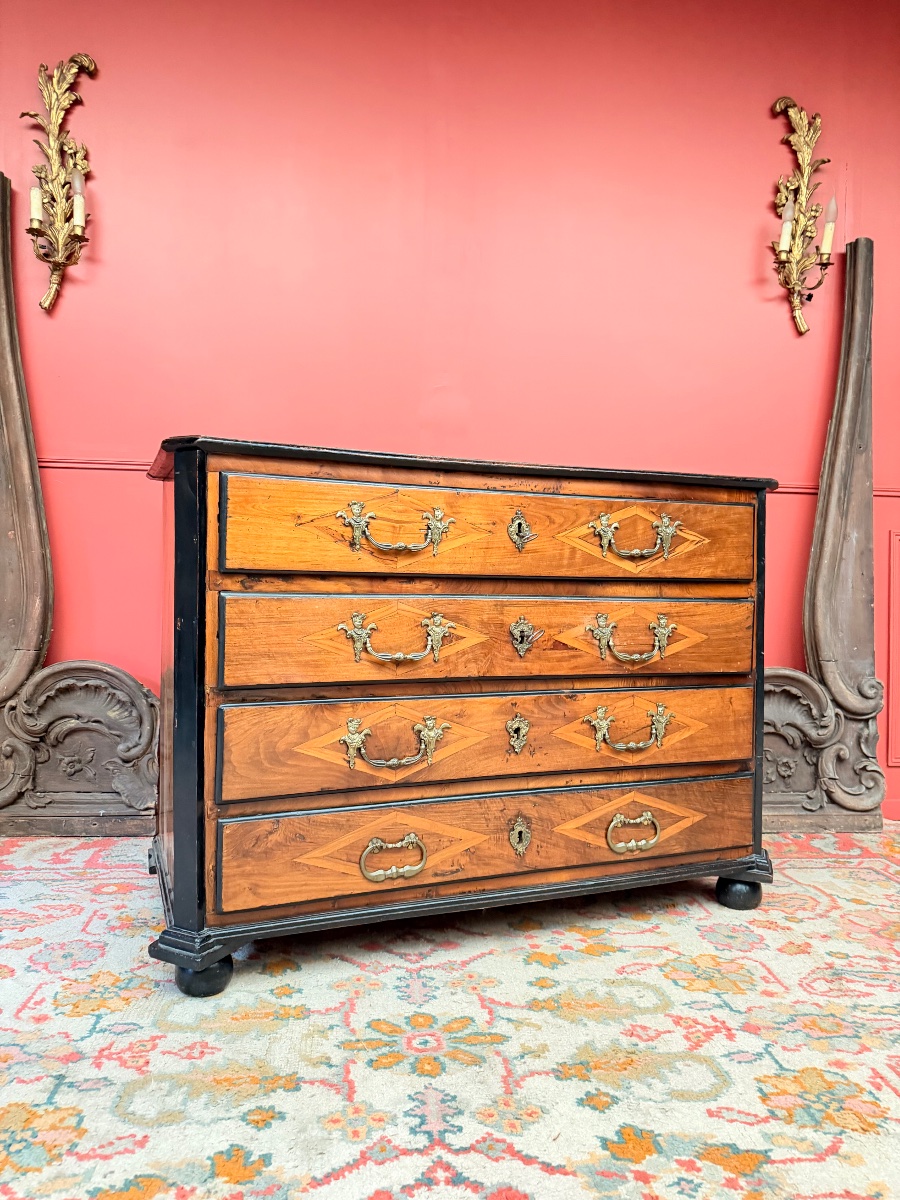 Commode en noyer d’époque Louis XIV XVIII eme siècle -photo-4