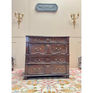 Commode en chêne d’époque XVII eme 